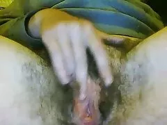 Dlak muco dekle masturbira 2