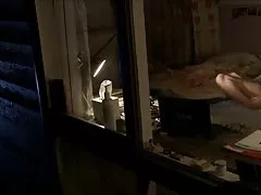 Deklet storiti, ko mislijo, da nihče ne išče 3