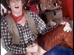 Vintage velik kurac kavboj zapolnjuje dekle kosmato rit luknjo (camaster)