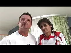 Bvr kosmat madžarski milf zajebal