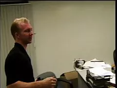 Svež zaposlenega vraga šef