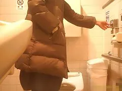 Mature mama javni prostor za počitek