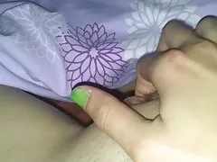 Nekoliko kosmato franko-gf naznanitev Klitoris orgazem (pov)